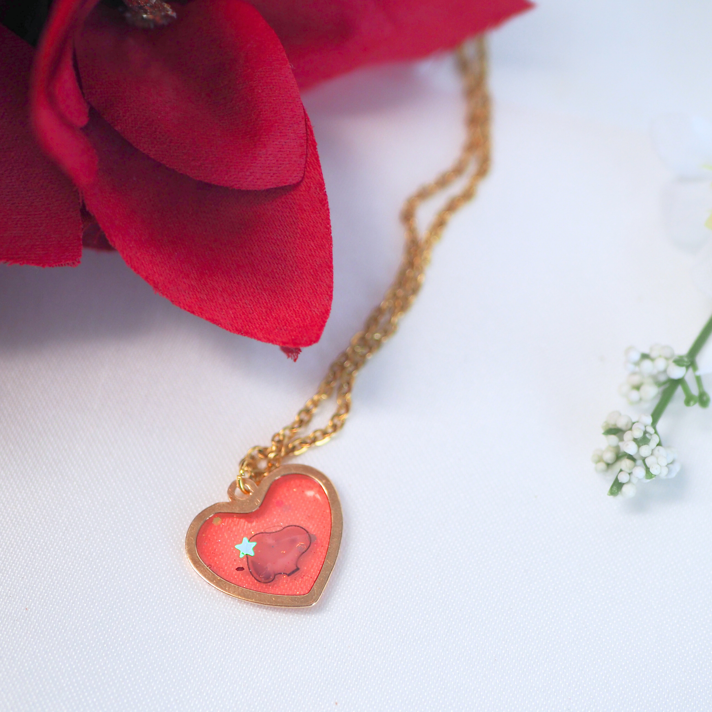 Lovely Beagle Resin Heart Necklace